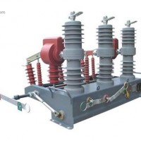 ZW32-12型固封式真空断路器